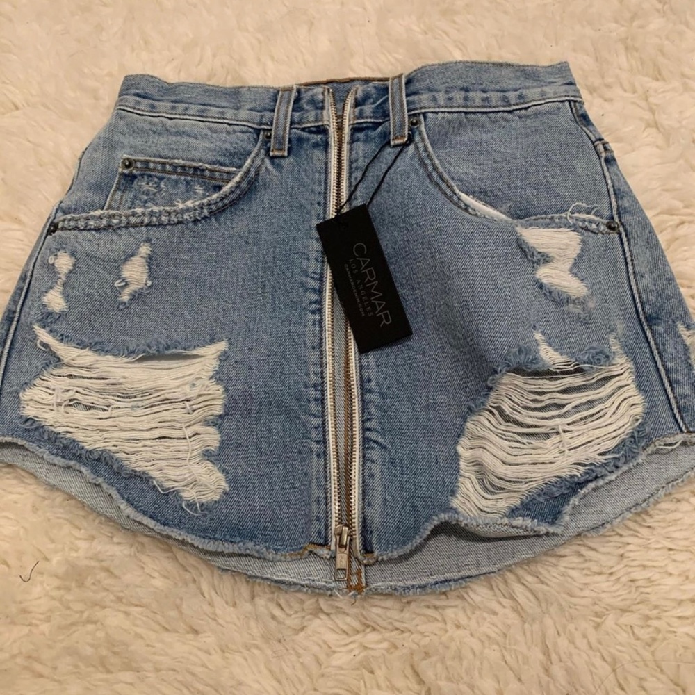 Carmar LF jean skirt size 26
